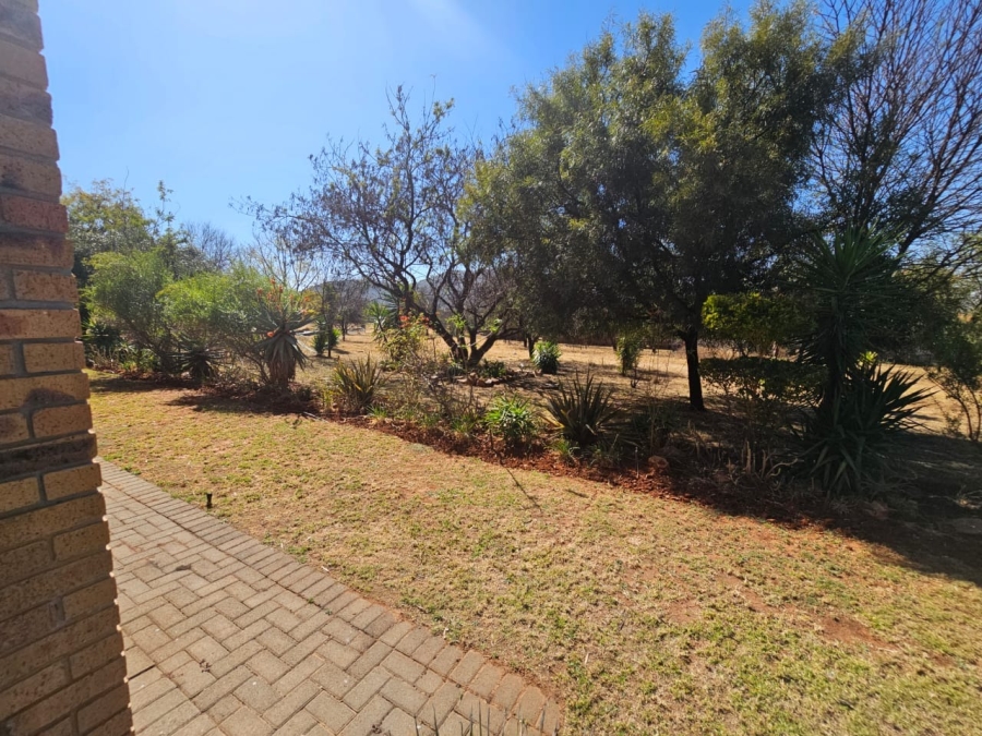 3 Bedroom Property for Sale in Buffelspoort Eco Estate North West